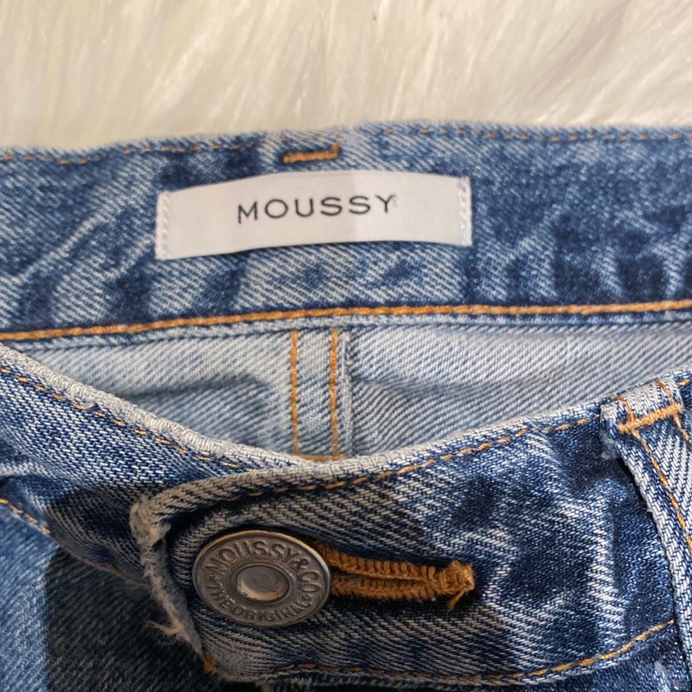 MOUSSY - Picture 4 of 10